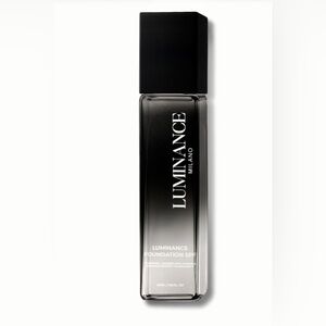 Luminance with Biomatch Pigment Technology™ Foundation SPF 30. Medium